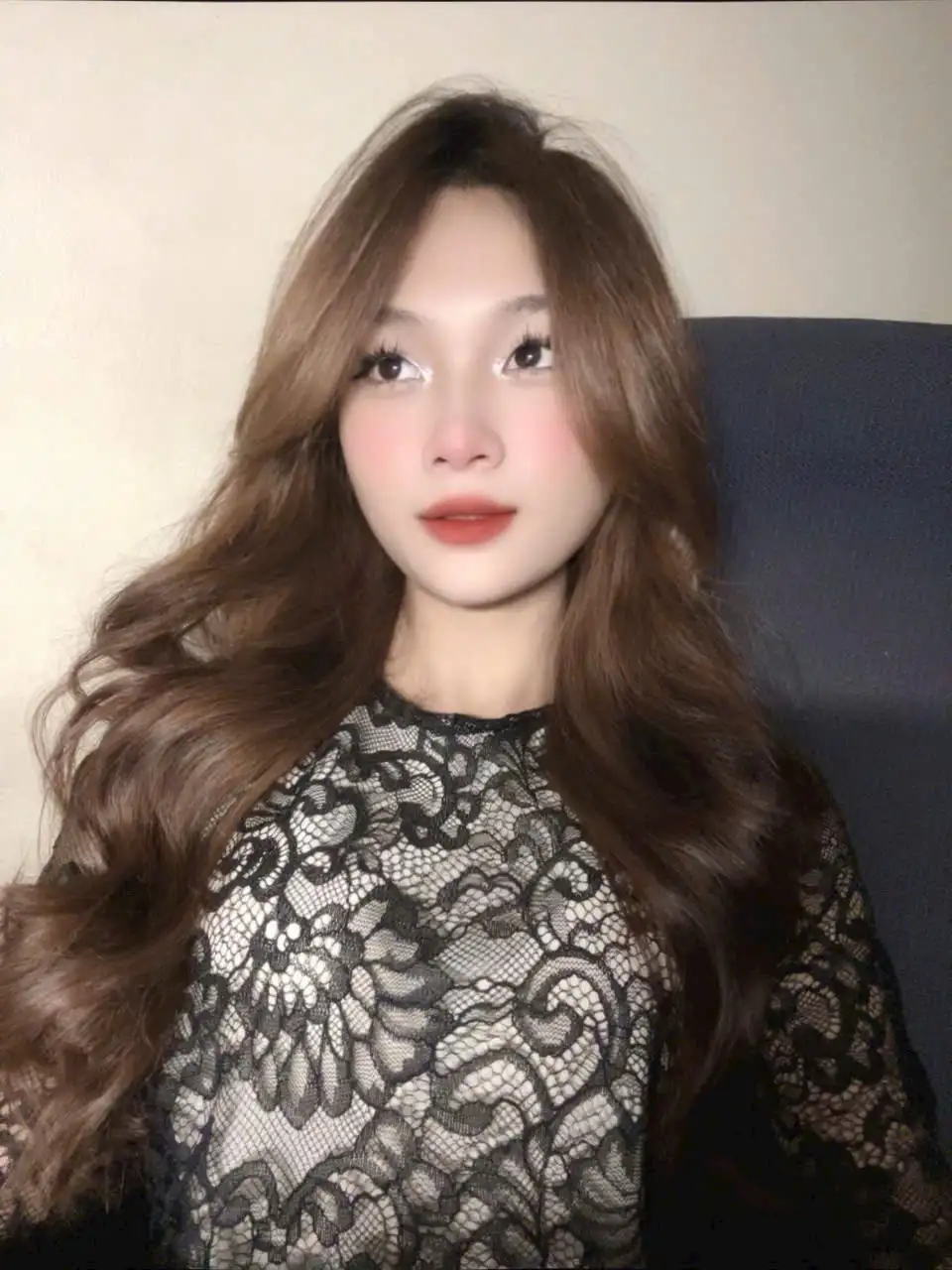 Mai Anh - Khách Hàng